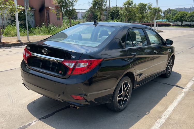 Used BYD G5 2014 1.5TI Manual Luxury Edition Rear Right 45 Deg