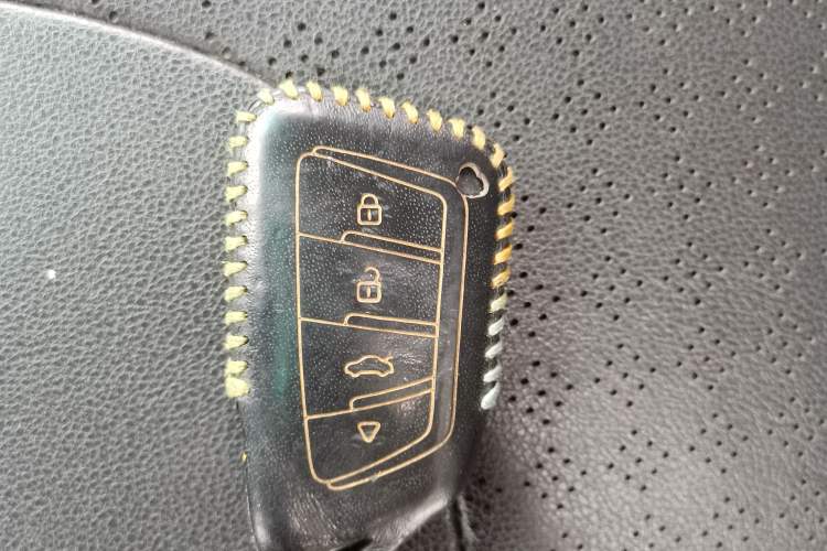 Used BYD G5 2014 1.5TID Automatic Prestige Model Vehicle Key