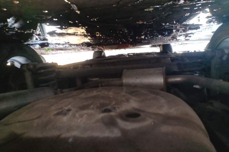 Used BYD G5 2014 1.5TID Automatic Prestige Model Chassis Rear