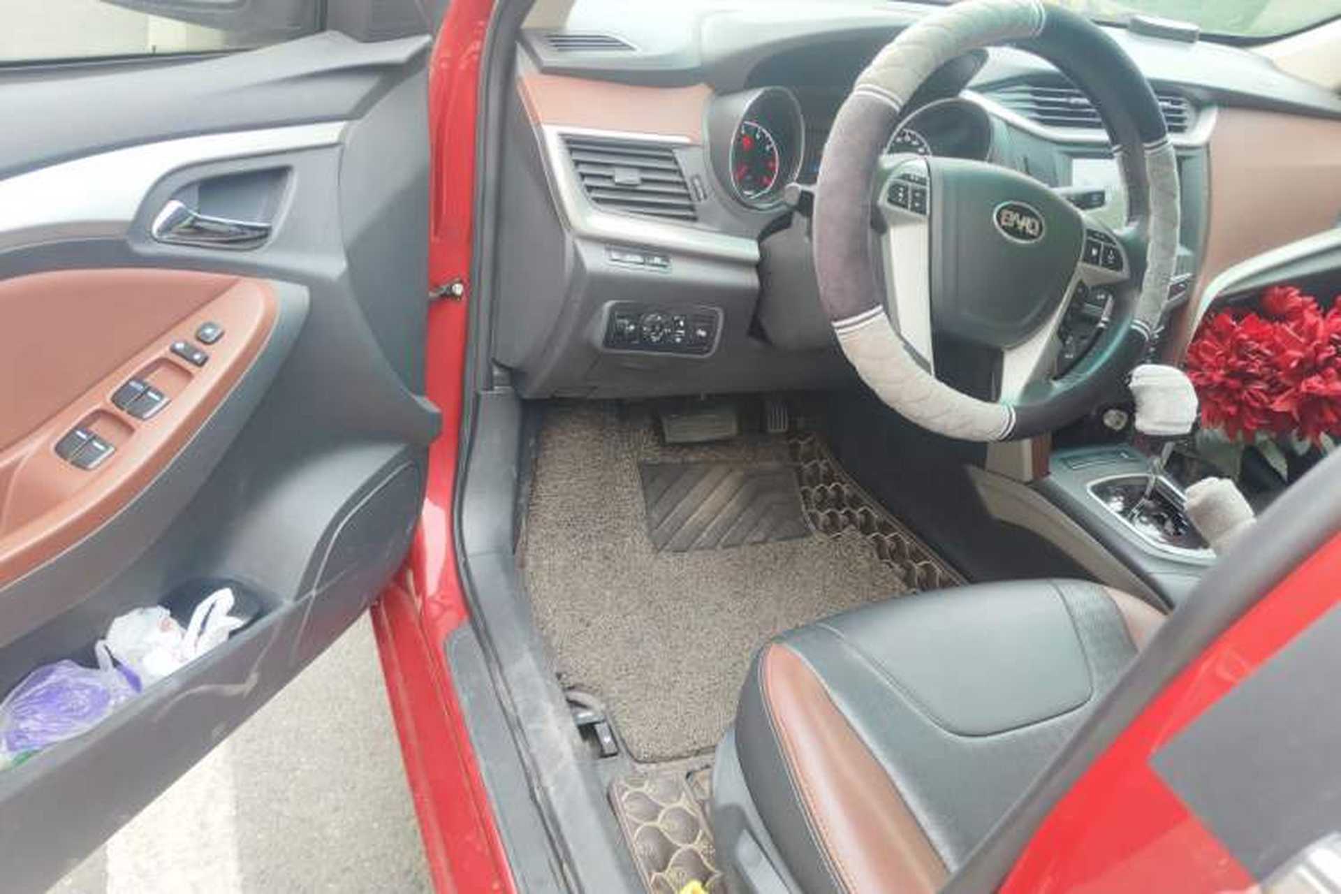 Used BYD G5 2014 1.5TID Automatic Prestige Model Driver Seat