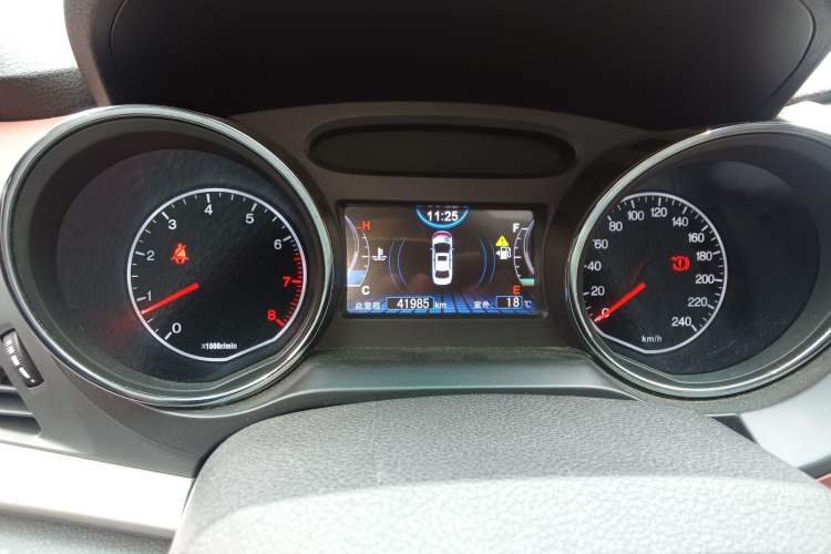 Used BYD G5 2014 1.5TI Manual Flagship Edition Instrument Cluster