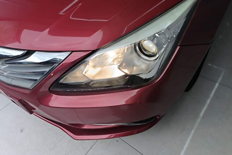 Used BYD G5 2014 1.5TID Automatic Prestige Model Left Front Headlight