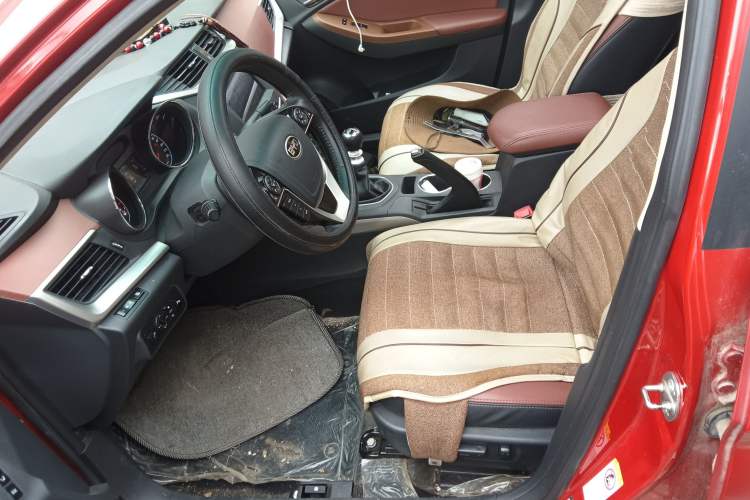 Used BYD G5 2014 1.5TI Manual Flagship Edition Left Front Seat