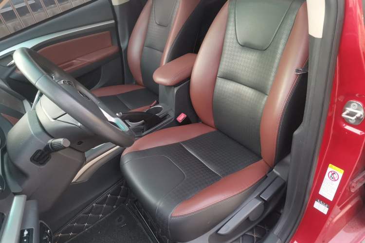 Used BYD G5 2014 1.5TID Automatic Prestige Model Left Front Seat