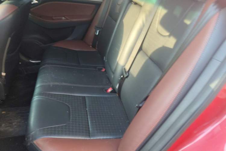 Used BYD G5 2014 1.5TI Manual Luxury Edition Left Rear Seat