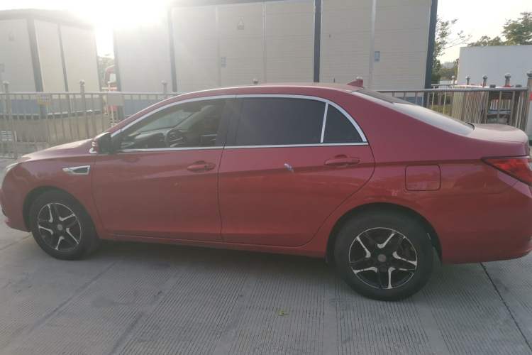 Used BYD G5 2014 1.5TID Automatic Prestige Model Left Side
