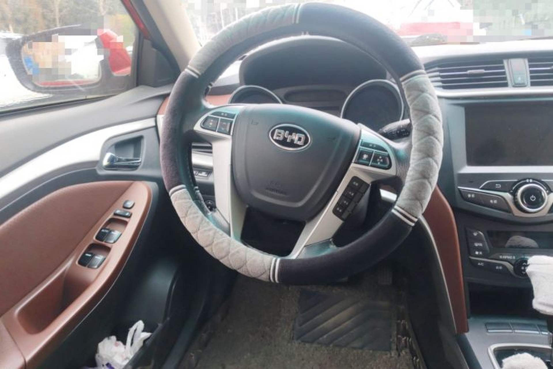 Used BYD G5 2014 1.5TID Automatic Prestige Model Steering Wheel