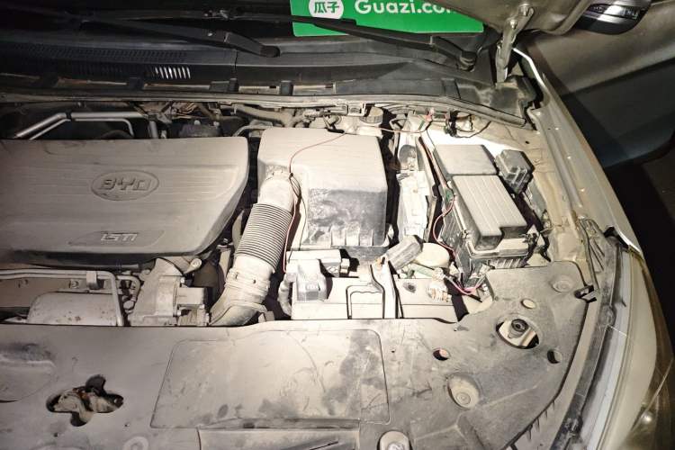 Used BYD G5 2014 1.5TI Manual Luxury Edition Engine Bay Left