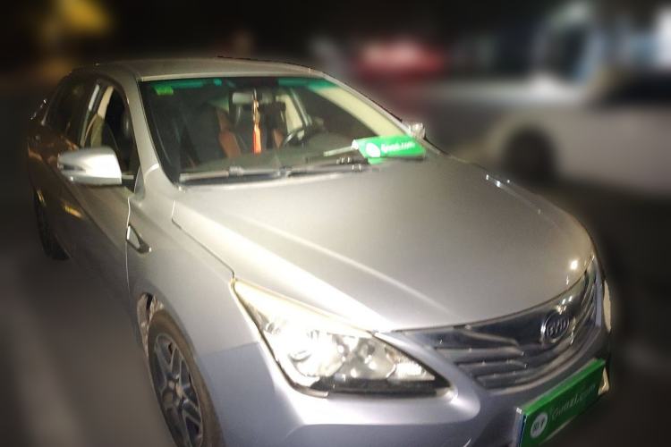 Used BYD G5 2014 1.5TI Manual Luxury Edition Front Right 45 Deg