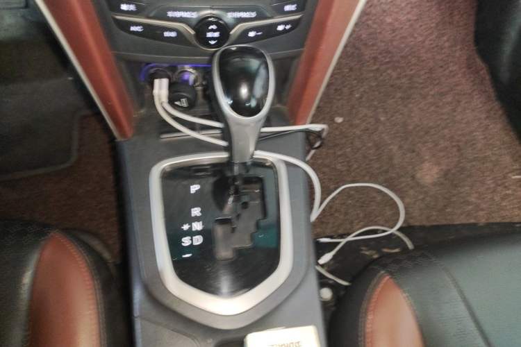 Used BYD G5 2014 1.5TID Automatic Flagship Model Gear Lever