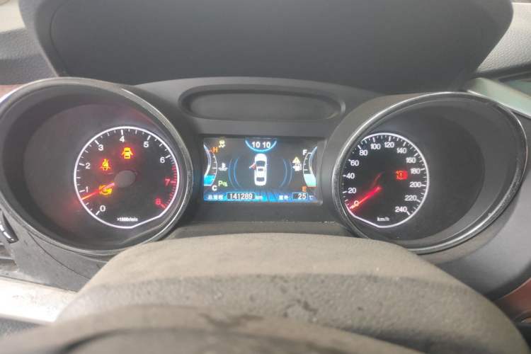 Used BYD G5 2014 1.5TI Manual Luxury Edition Instrument Cluster