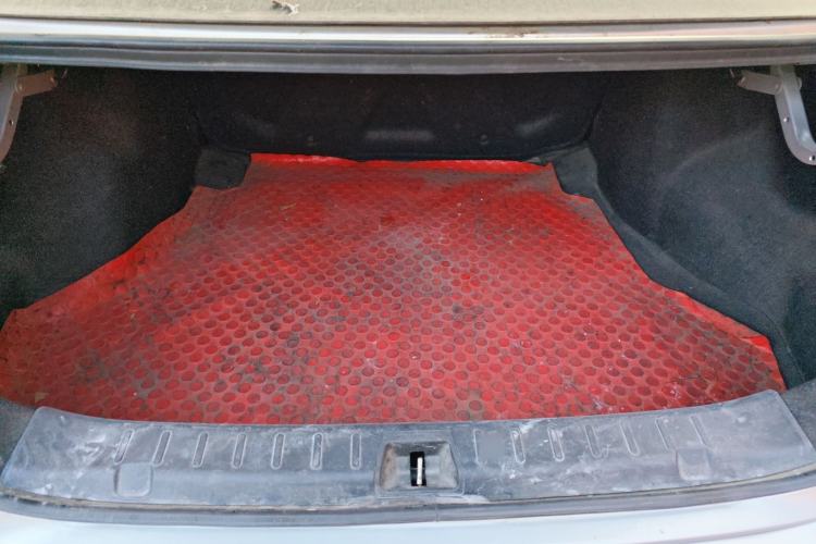 Used BYD G5 2014 1.5TI Manual Luxury Edition Trunk