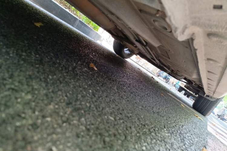 Used BYD G5 2014 1.5TID Automatic Prestige Model Chassis Front Left