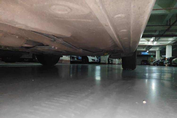 Used BYD G5 2014 1.5TID Automatic Prestige Model Chassis Front Left