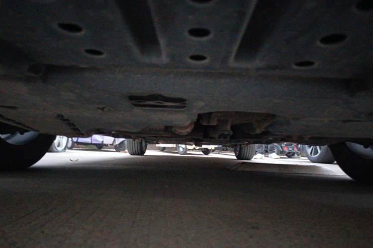 Used BYD G5 2014 1.5TID Automatic Flagship Model Chassis Front