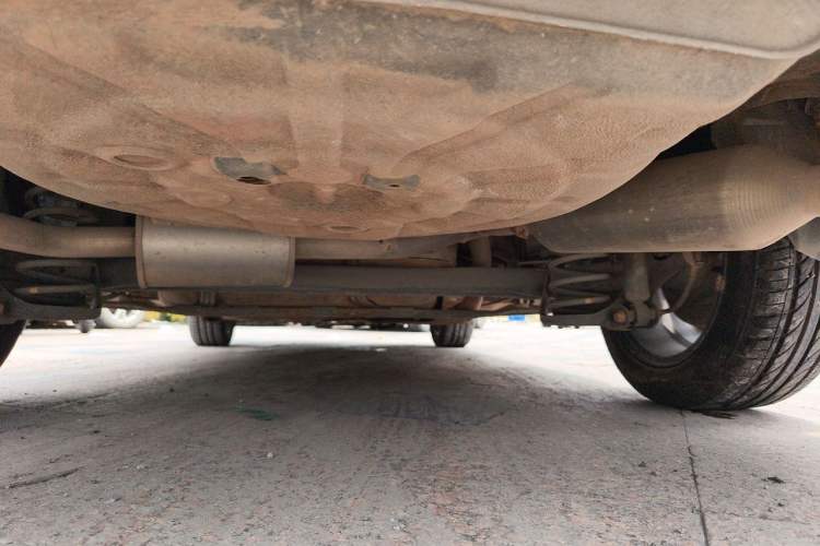 Used BYD G5 2014 1.5TID Automatic Prestige Model Chassis Rear