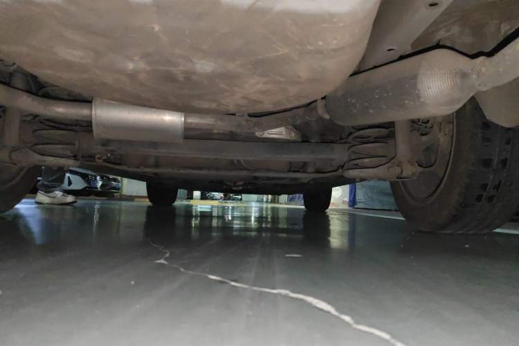 Used BYD G5 2014 1.5TID Automatic Prestige Model Chassis Rear