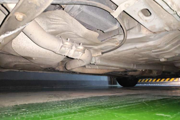 Used BYD G5 2014 1.5TID Automatic Prestige Model Chassis Rear Right