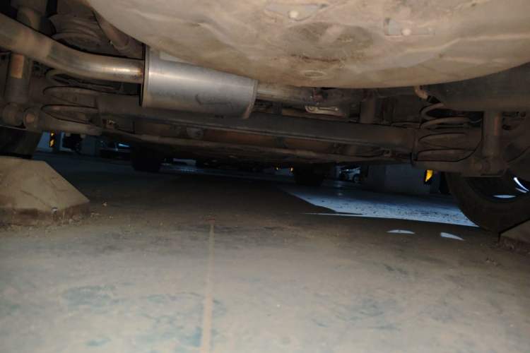 Used BYD G5 2014 1.5TID Automatic Prestige Model Chassis Rear