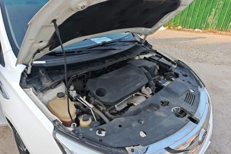Used BYD G5 2014 1.5TID Automatic Prestige Model Engine Bay