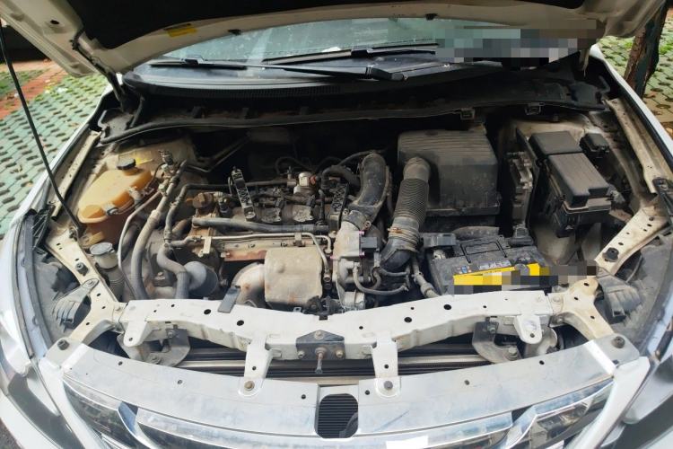 Used BYD G5 2014 1.5TID Automatic Flagship Model Engine Bay