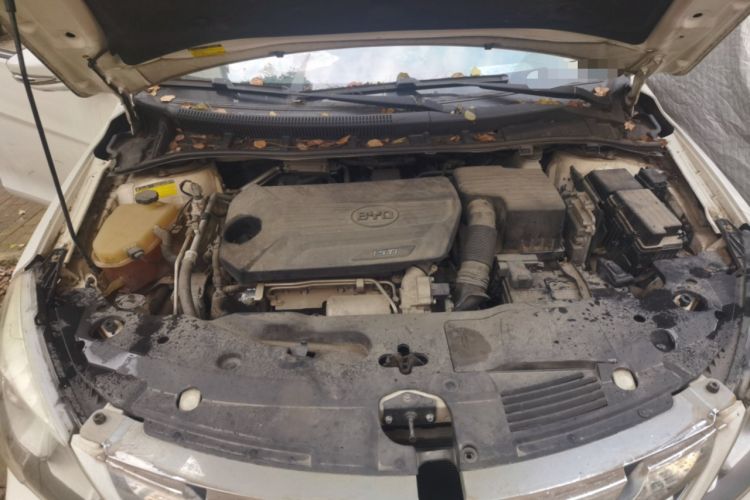 Used BYD G5 2014 1.5TID Automatic Flagship Model Engine Bay