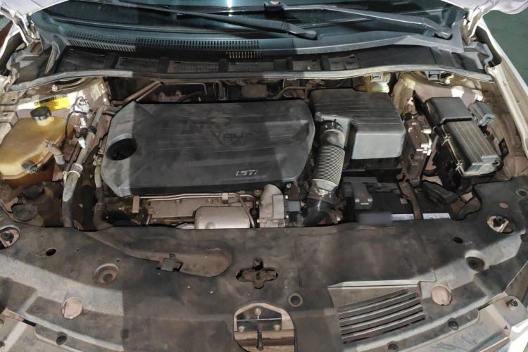 Used BYD G5 2014 1.5TID Automatic Prestige Model Engine Bay