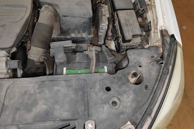 Used BYD G5 2014 1.5TI Manual Luxury Edition Engine Bay Left