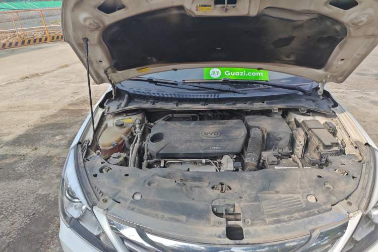 Used BYD G5 2014 1.5TI Manual Luxury Edition Engine Bay Right