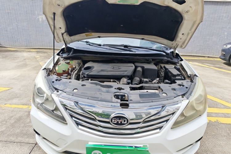 Used BYD G5 2014 1.5TID Automatic Prestige Model Engine Bay