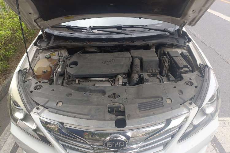 Used BYD G5 2014 1.5TID Automatic Flagship Model Engine Bay