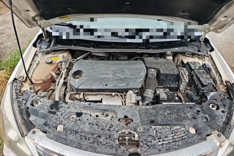 Used BYD G5 2014 1.5TID Automatic Flagship Model Engine Bay