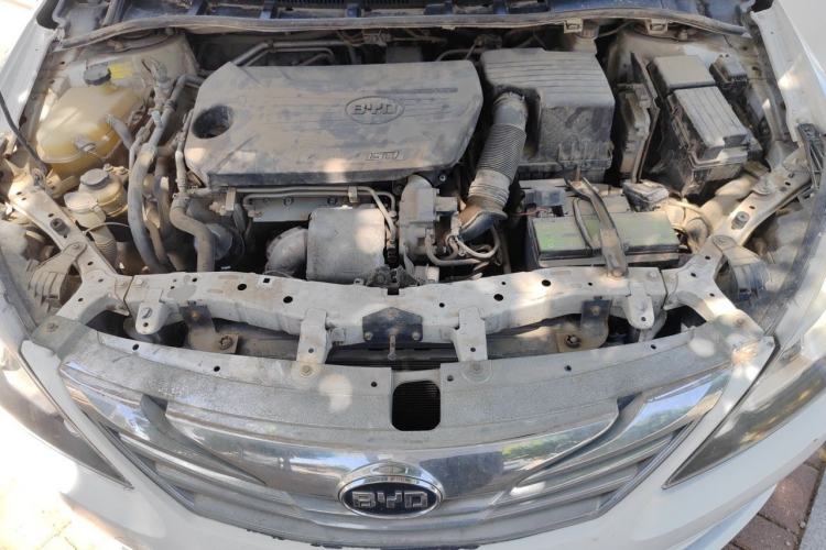 Used BYD G5 2014 1.5TID Automatic Prestige Model Engine Bay