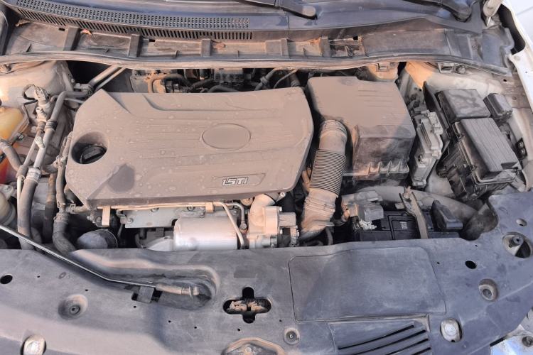 Used BYD G5 2014 1.5TID Automatic Prestige Model Engine Bay