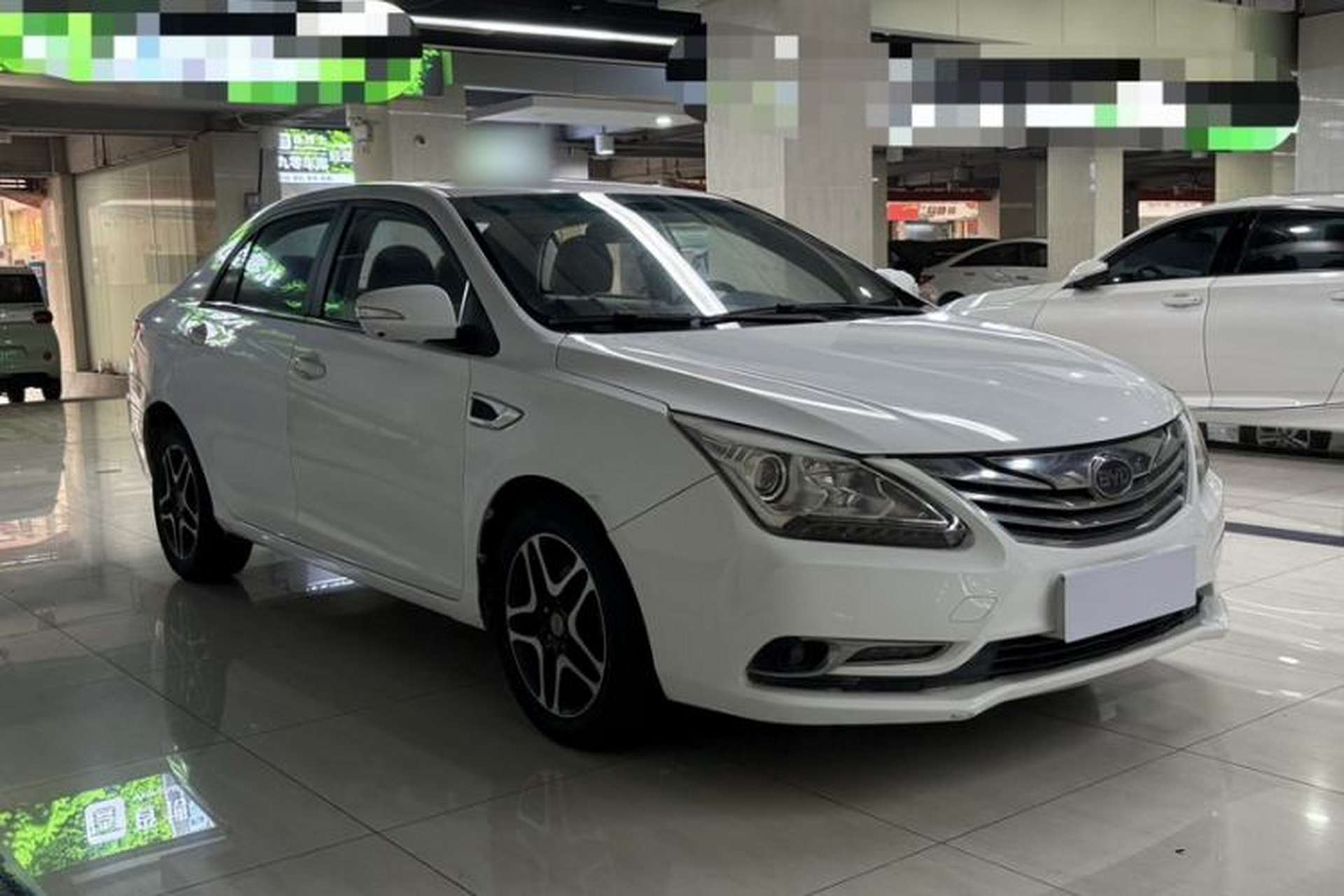 Used BYD G5 2014 1.5TID Automatic Prestige Model Exterior 12