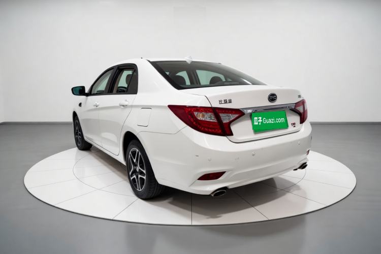 Used BYD G5 2014 1.5TID Automatic Prestige Model Exterior 3