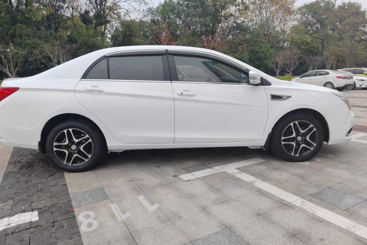 Used BYD G5 2014 1.5TID Automatic Flagship Model Exterior 3