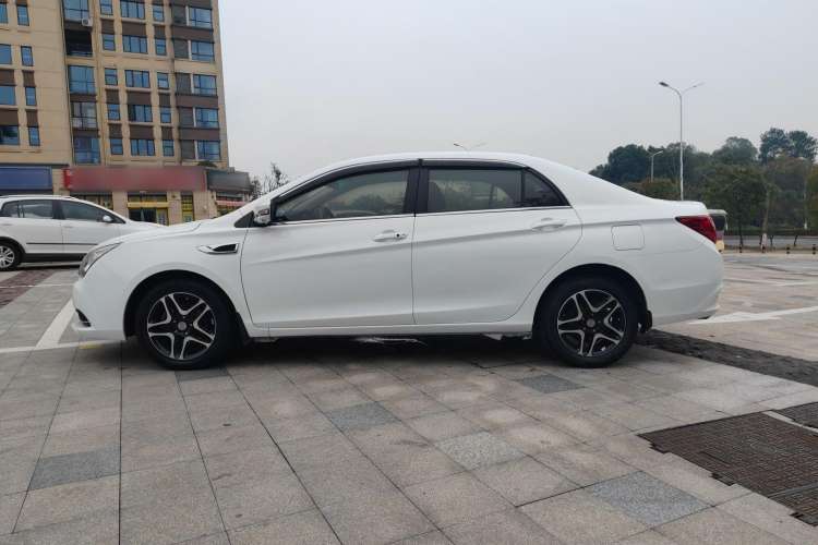 Used BYD G5 2014 1.5TID Automatic Flagship Model Exterior 5