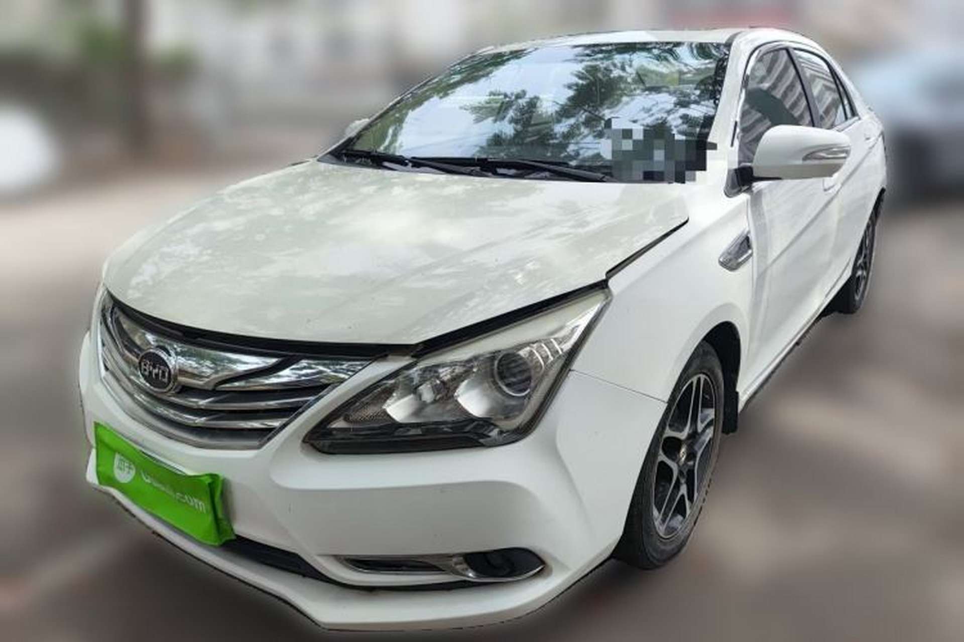 Used BYD G5 2014 1.5TID Automatic Prestige Model Front Left 45 Deg