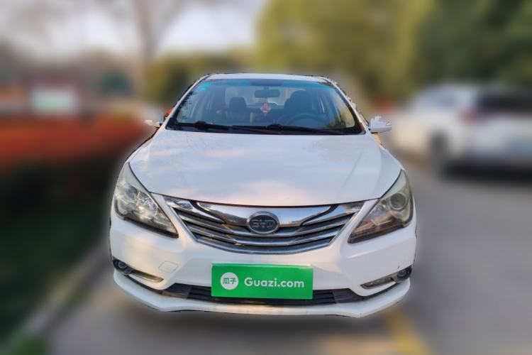 Used BYD G5 2014 1.5TI Manual Luxury Edition Front