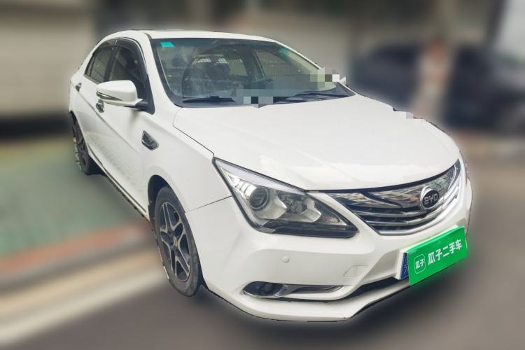 Used BYD G5 2014 1.5TID Automatic Flagship Model Front Right 45 Deg