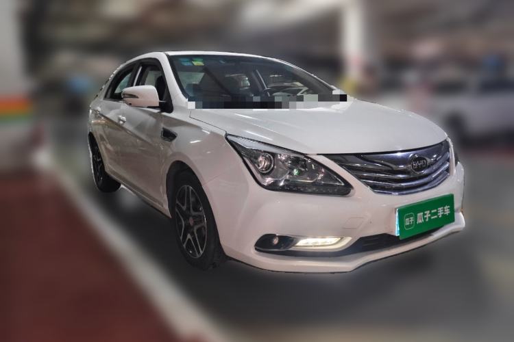 Used BYD G5 2014 1.5TID Automatic Prestige Model Front Right 45 Deg