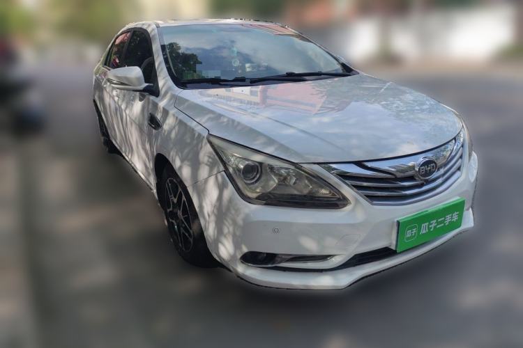 Used BYD G5 2014 1.5TID Automatic Flagship Model Front Right 45 Deg