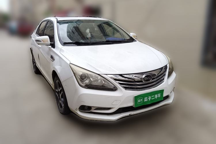 Used BYD G5 2014 1.5TID Automatic Prestige Model Front Right 45 Deg