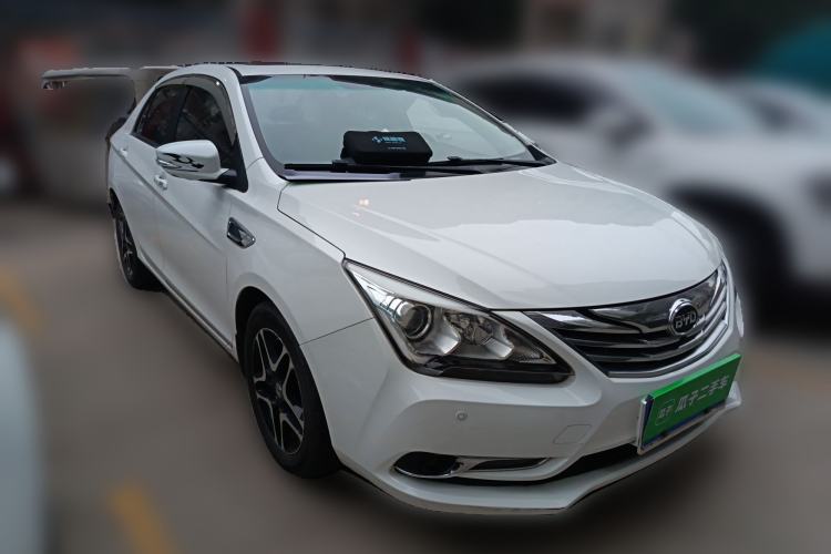 Used BYD G5 2014 1.5TID Automatic Flagship Model Front Right 45 Deg