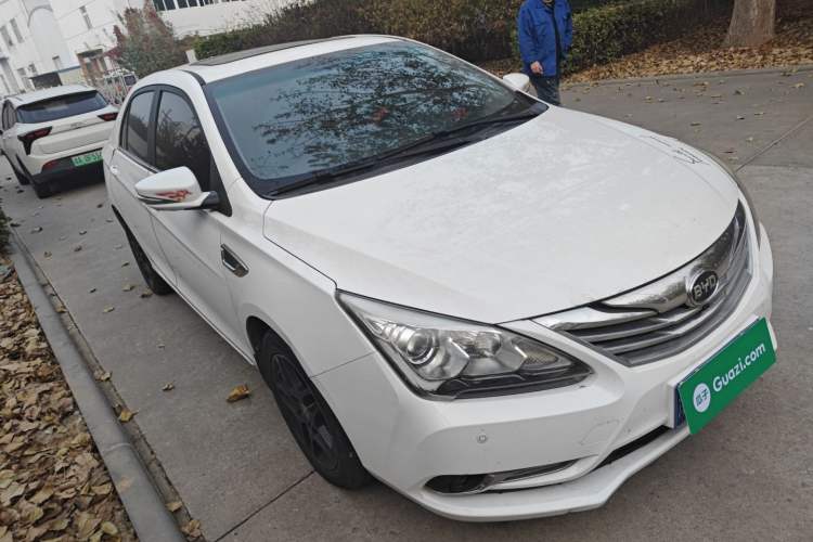 Used BYD G5 2014 1.5TI Manual Flagship Edition Front Right 45 Deg