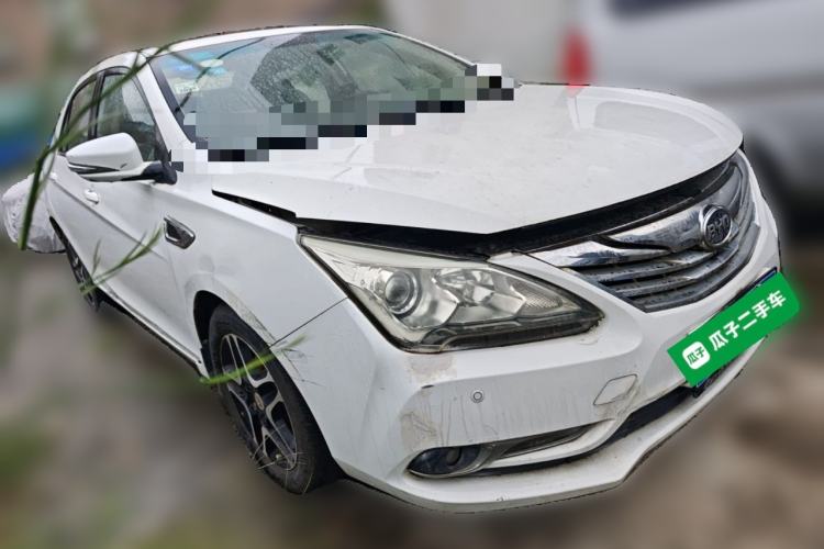 Used BYD G5 2014 1.5TID Automatic Flagship Model Front Right 45 Deg