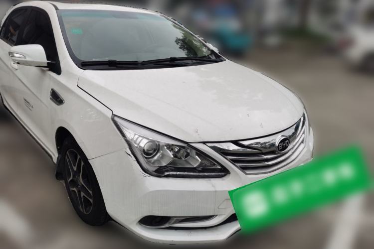 Used BYD G5 2014 1.5TID Automatic Prestige Model Front Right 45 Deg