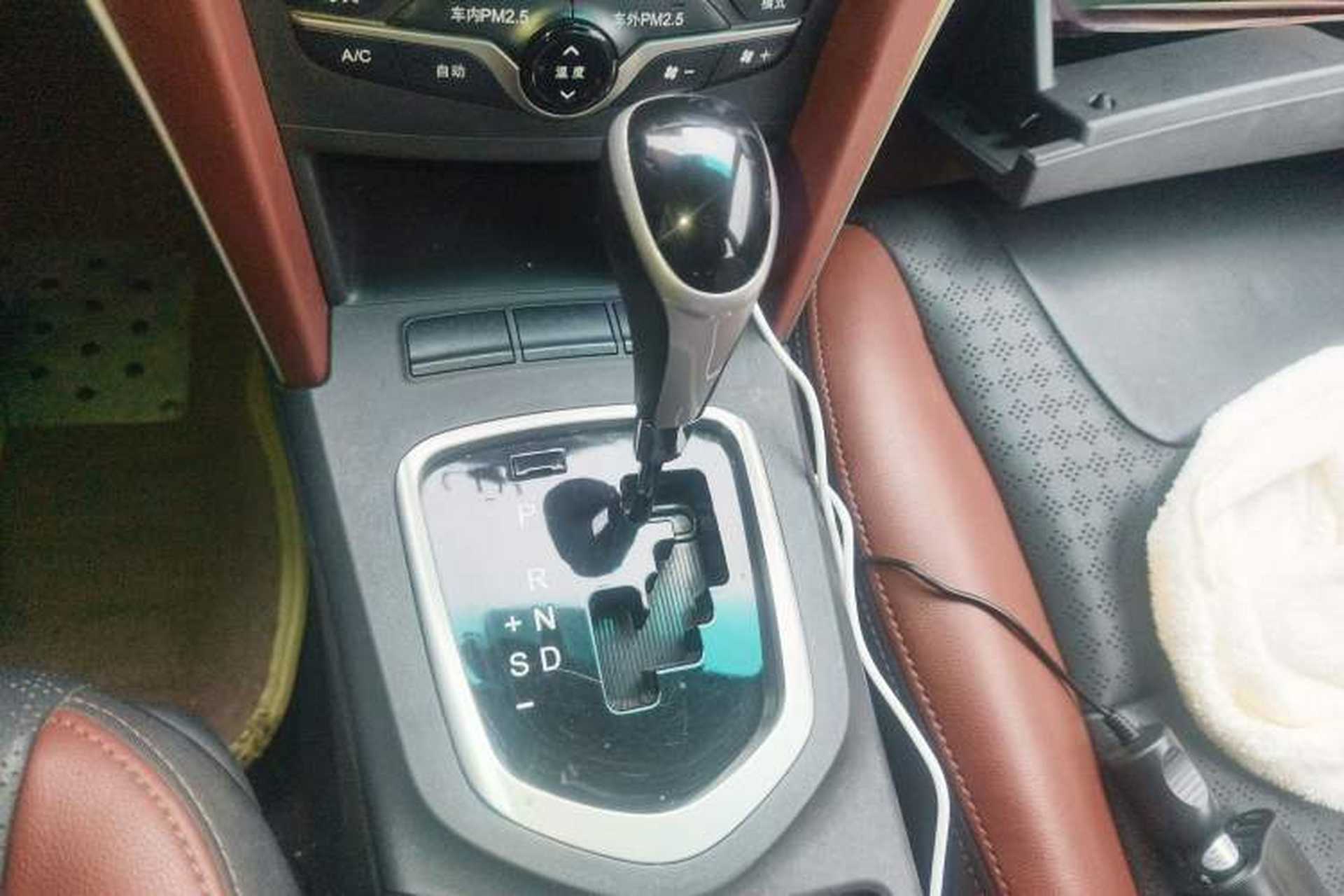 Used BYD G5 2014 1.5TID Automatic Flagship Model Gear Lever