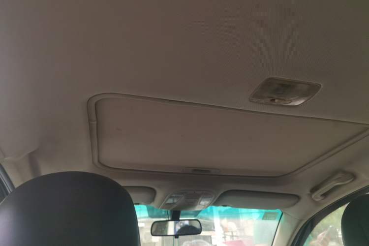 Used BYD G5 2014 1.5TID Automatic Flagship Model Headliner